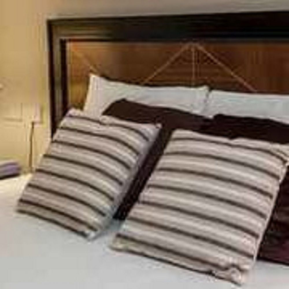 Hotel Russ Hill Charlwood