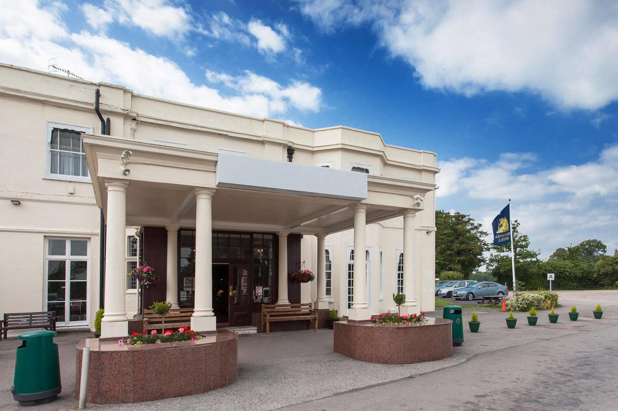 Russ Hill Hotel