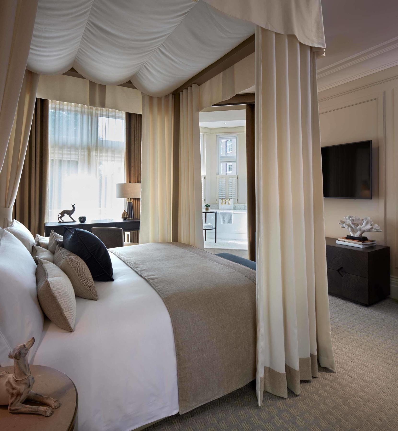 Hotel Russ Hill 3*